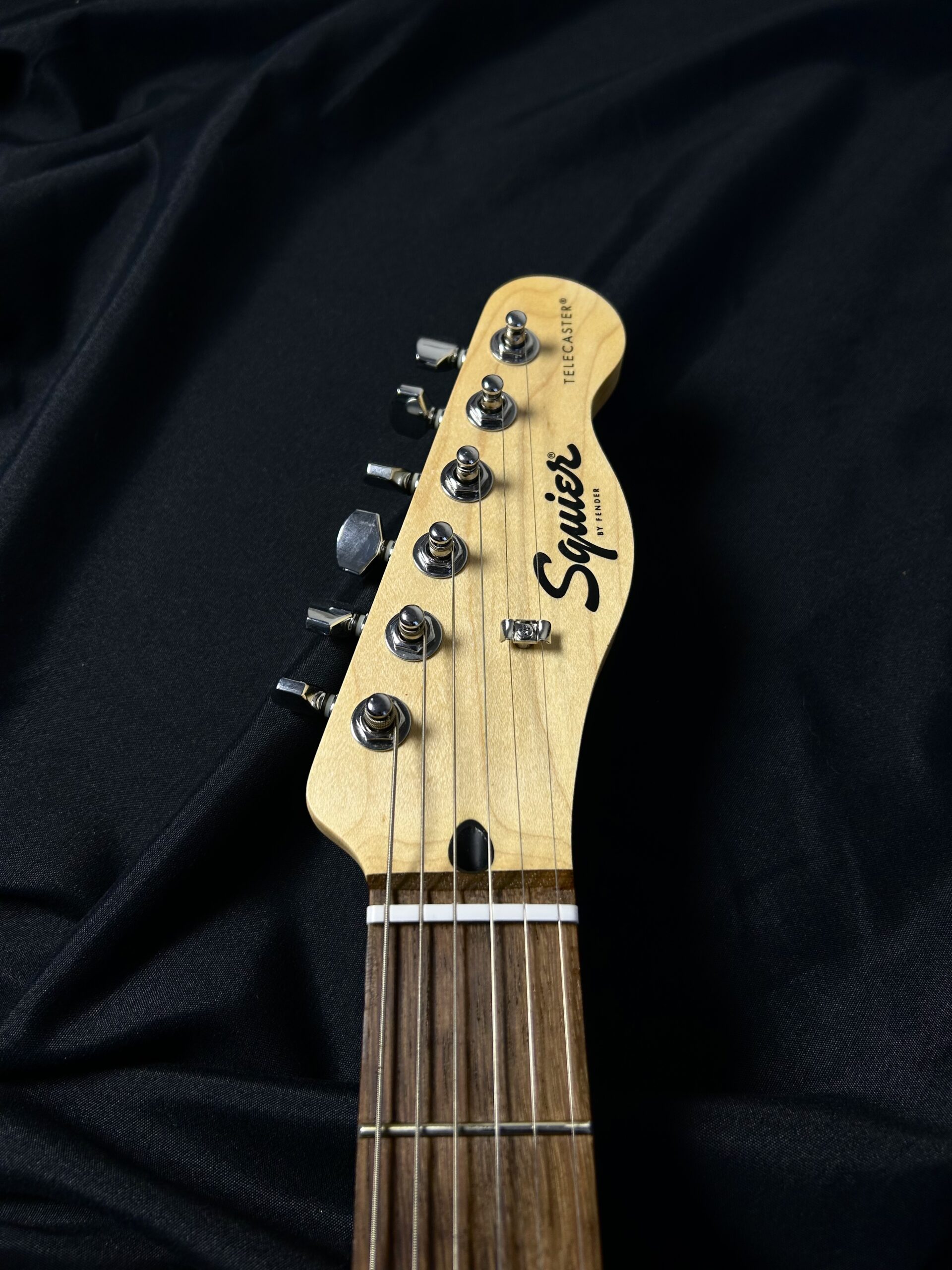 Squier Sonic Telecaster Torino Red - Gambar 3