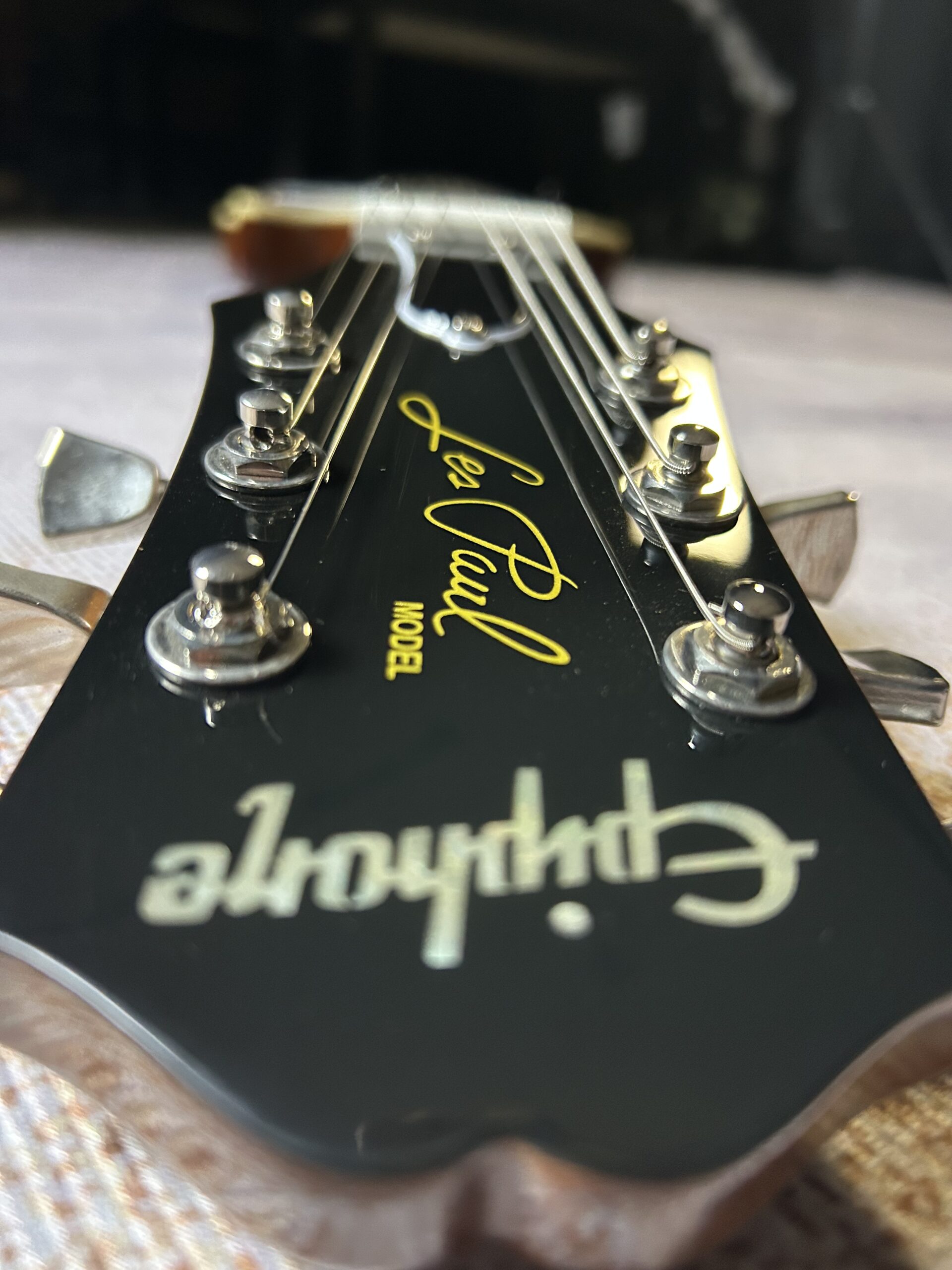 Epiphone Les Paul Modern - Sparkling Burgundy - Gambar 5