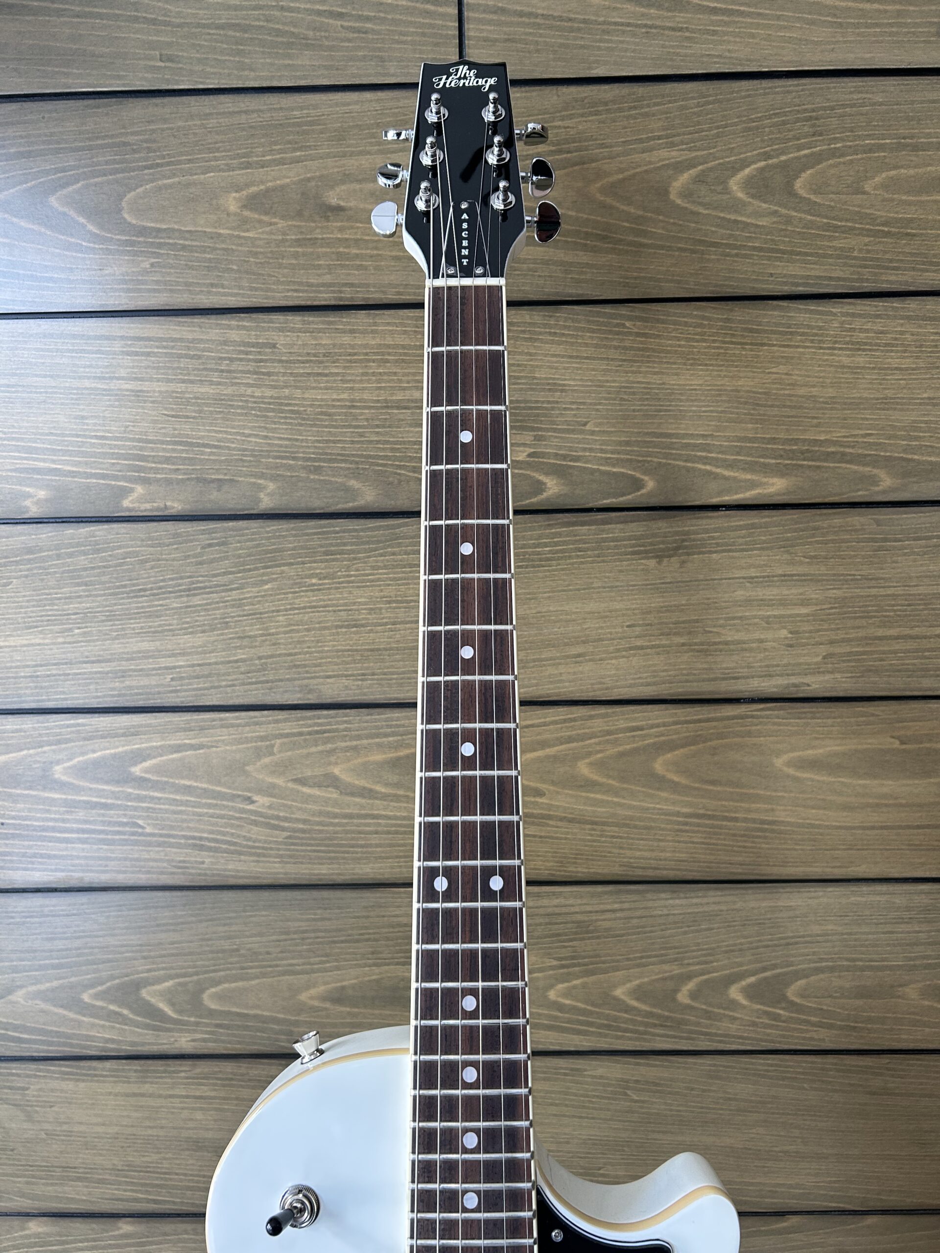 Heritage Ascent Collection H-150 Electric Guitar - White - Gambar 4