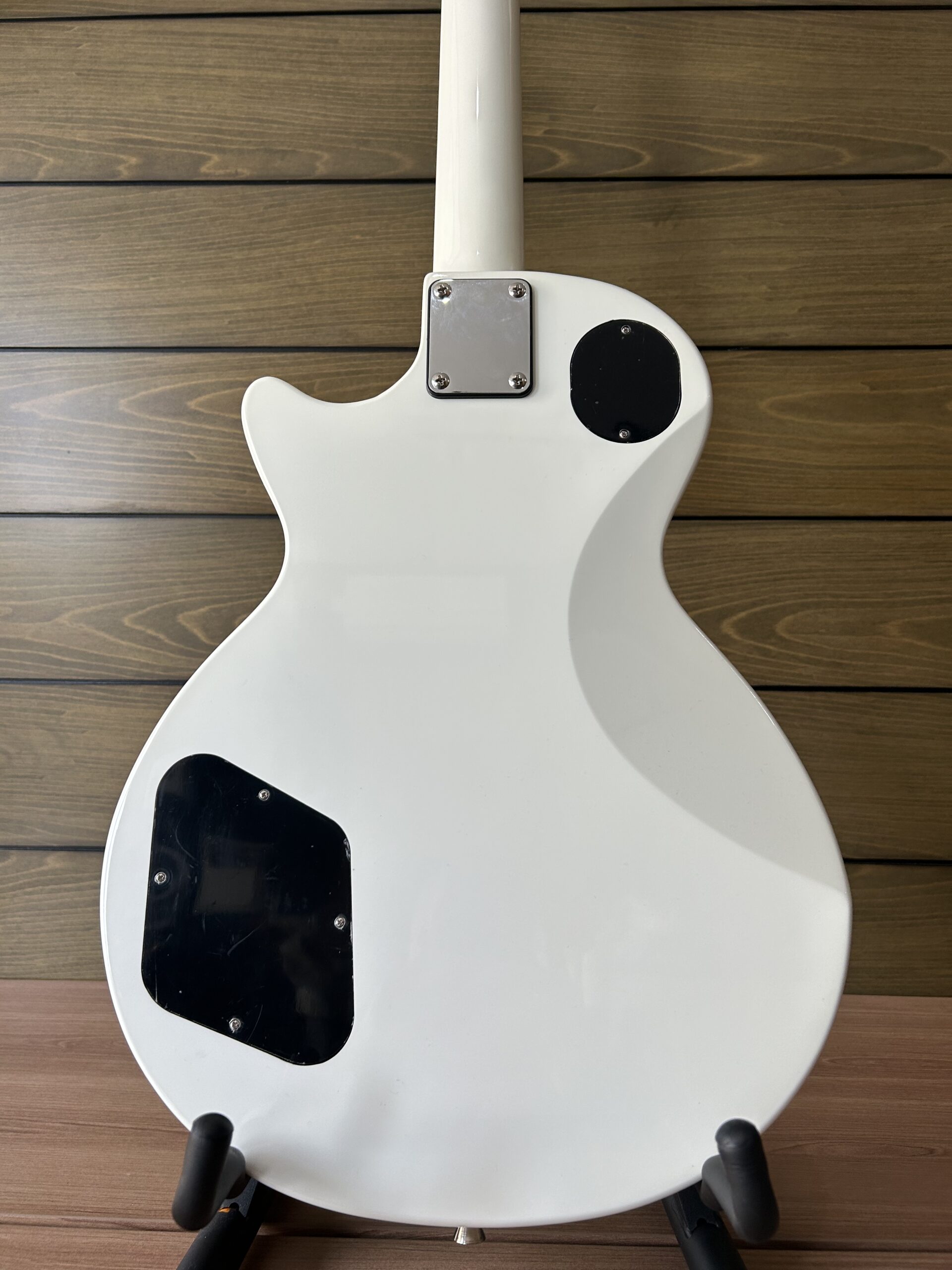 Heritage Ascent Collection H-150 Electric Guitar - White - Gambar 6