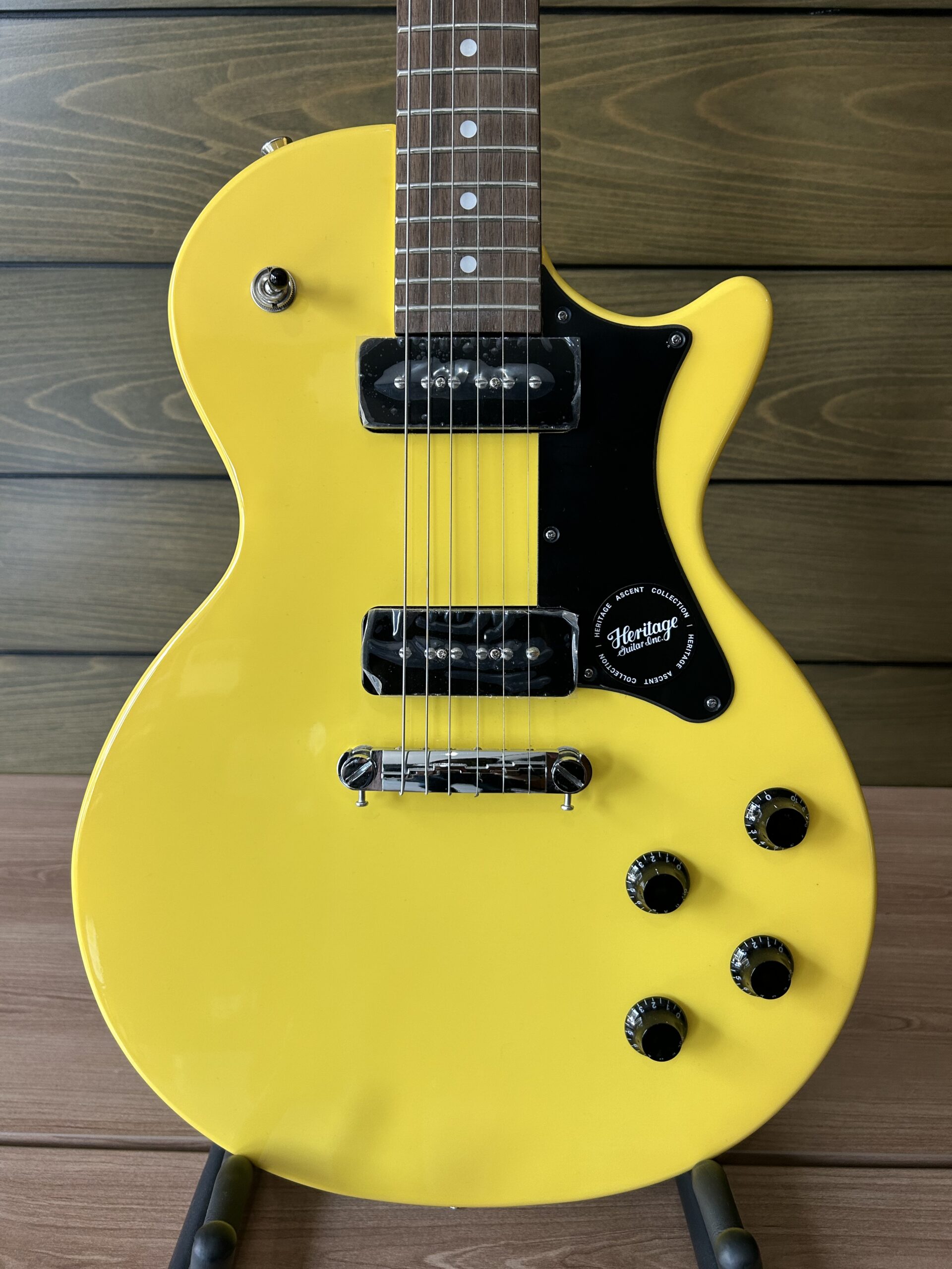 Heritage Ascent Collection H-137 P90 Electric Guitar - Marigold Yellow - Gambar 2